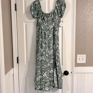 Hollister Sofia Side Smocked Midi Dress NWT
